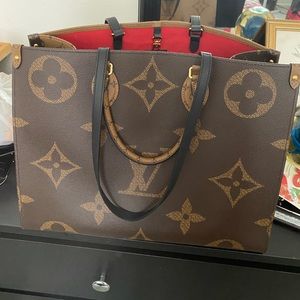 LV tote bag